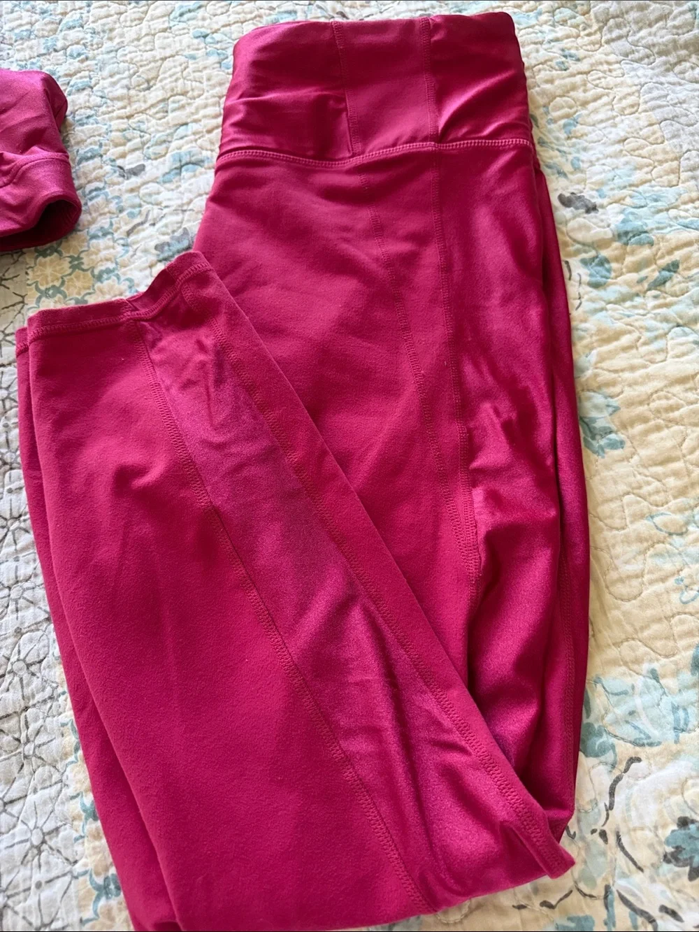 Fabletics Deep Pink Sports Bra and Leggings Set